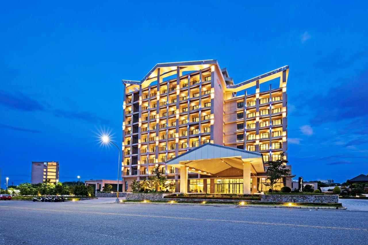 Naruwan Galaxy Hotel Taitung Exterior photo